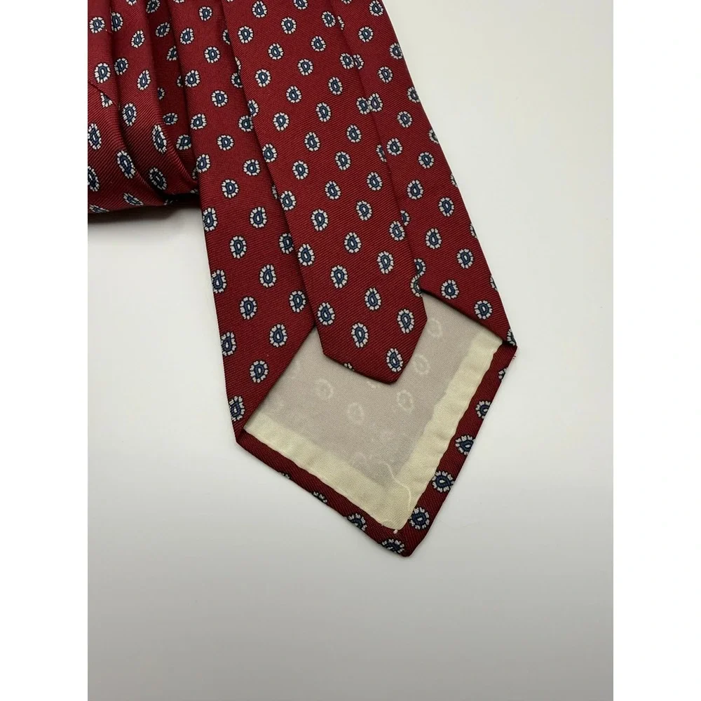 Brooks Brothers Silk Tie OS Red Paisley Medallion Italy Preppy Ivy Traditional
